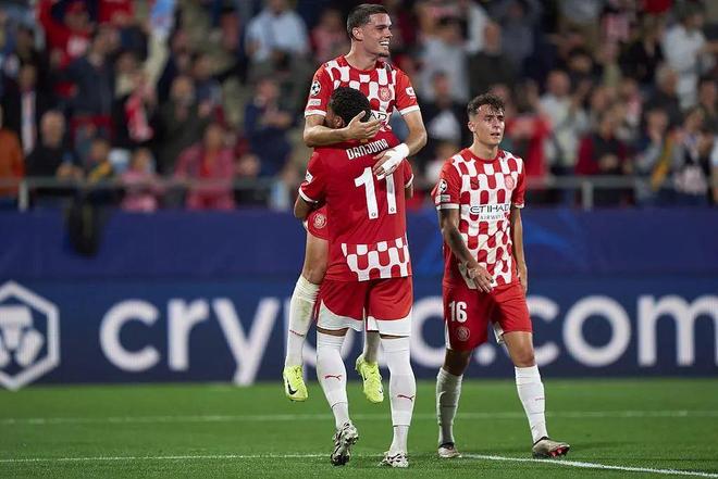 亚博中国官网-转会期突围战来临，斯图加特围绕亚冠扳平良机，气氛紧张，年轻球员得到机会的简单介绍-亚博中国官网