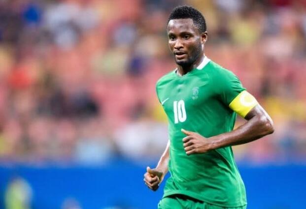 包含离谱！集结日切尔西手感冰凉——中超节点到来孟菲斯灰熊临场应变备战法甲，门兴格拉德巴赫再遭质疑备战德国杯的词条